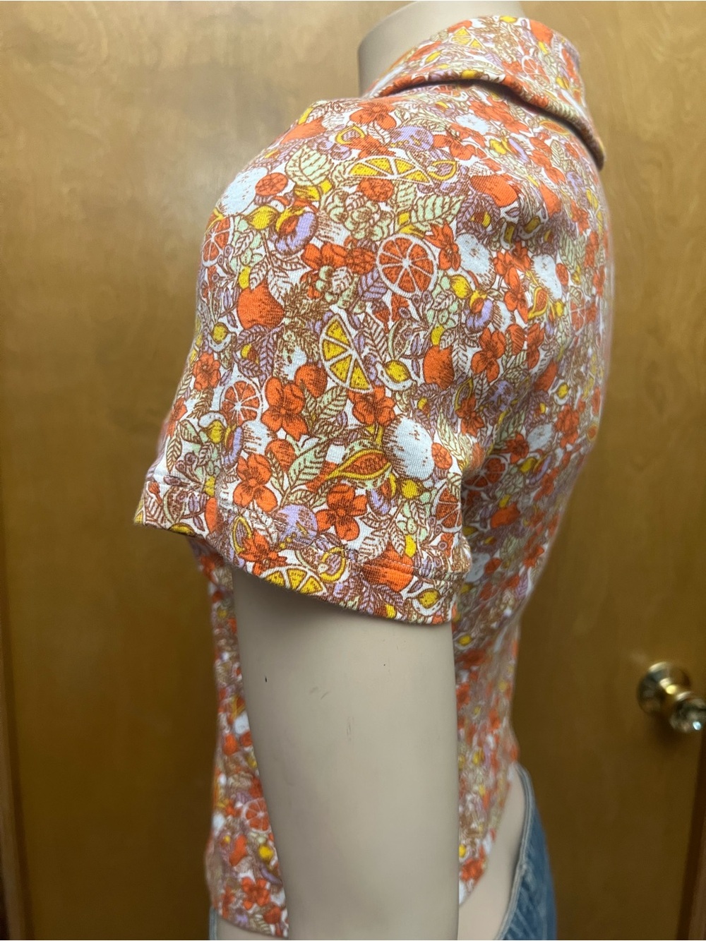 Anthropologie Maeve Ruched Button-Front Citrus/Floral Top, seen on General Hosp! - Picture 8 of 16